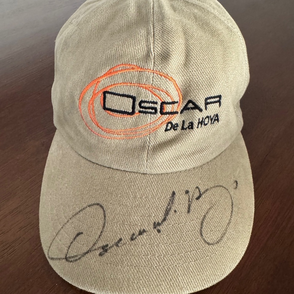 UNISEX NEW & VINTAGE -Autographed Oscar De La Hoya hat